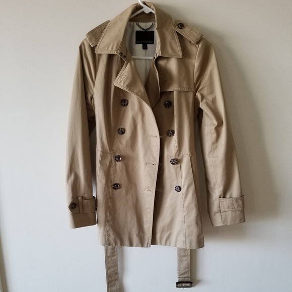 Chic Trench Coat 🧥👜 - Picture 2 of 4